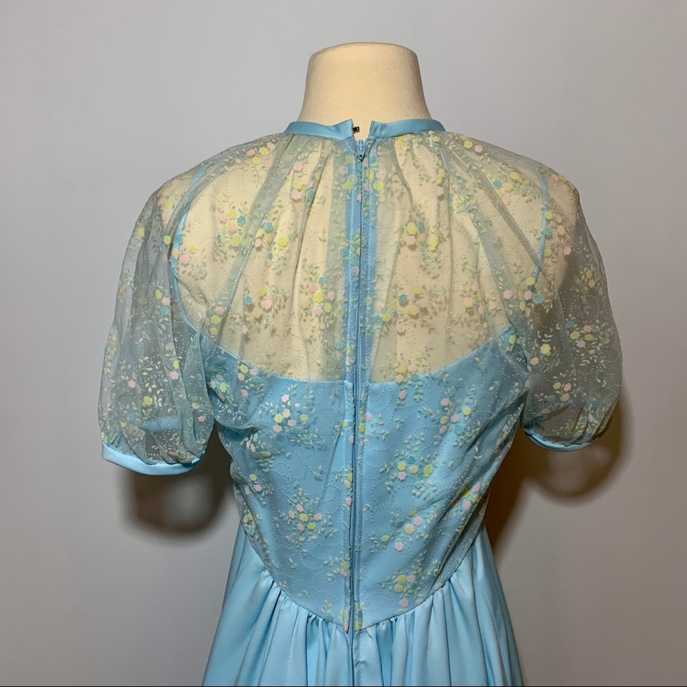 Vintage 1950’s/60’s Baby Blue Sheer Floral Lace Embroidered Overlay Prom Dress - Picture 13 of 16